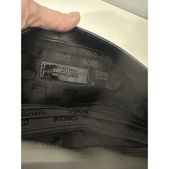 MICHAEL KORS Sutton Black Leather Clutch Gold Buckle Handbag Evening Bag New! - Picture 3 of 6